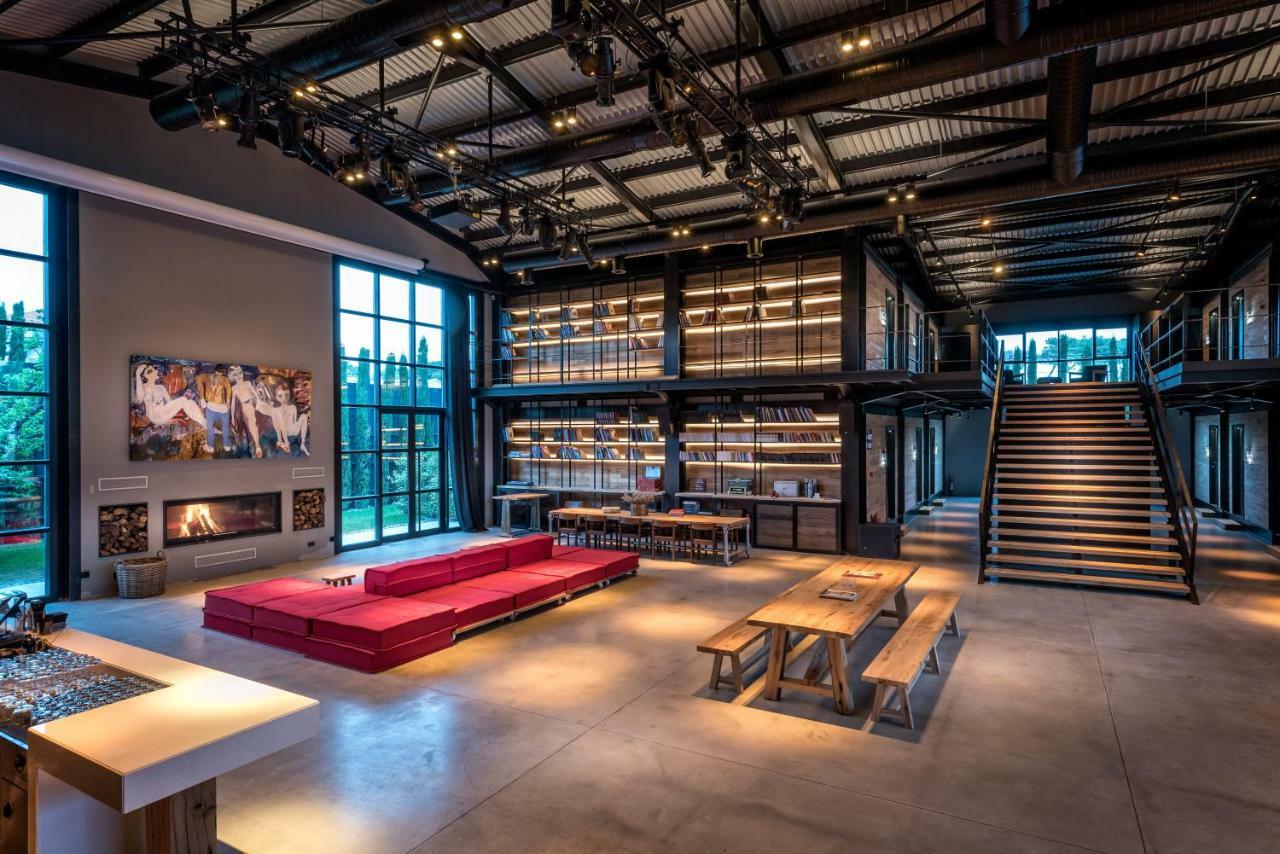 אלאקאטי Warehouse By The Stay (Adults Only) מראה חיצוני תמונה
