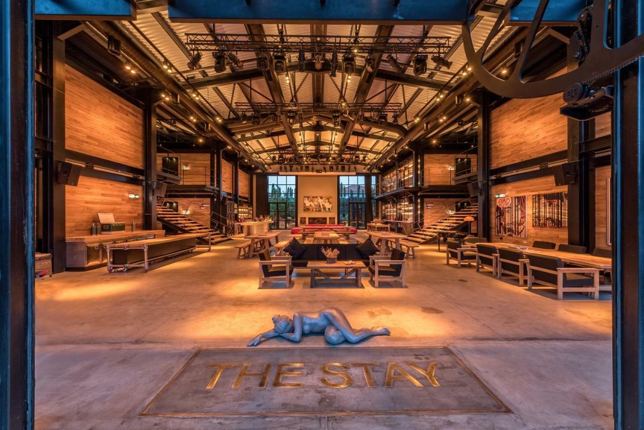 אלאקאטי Warehouse By The Stay (Adults Only) מראה חיצוני תמונה