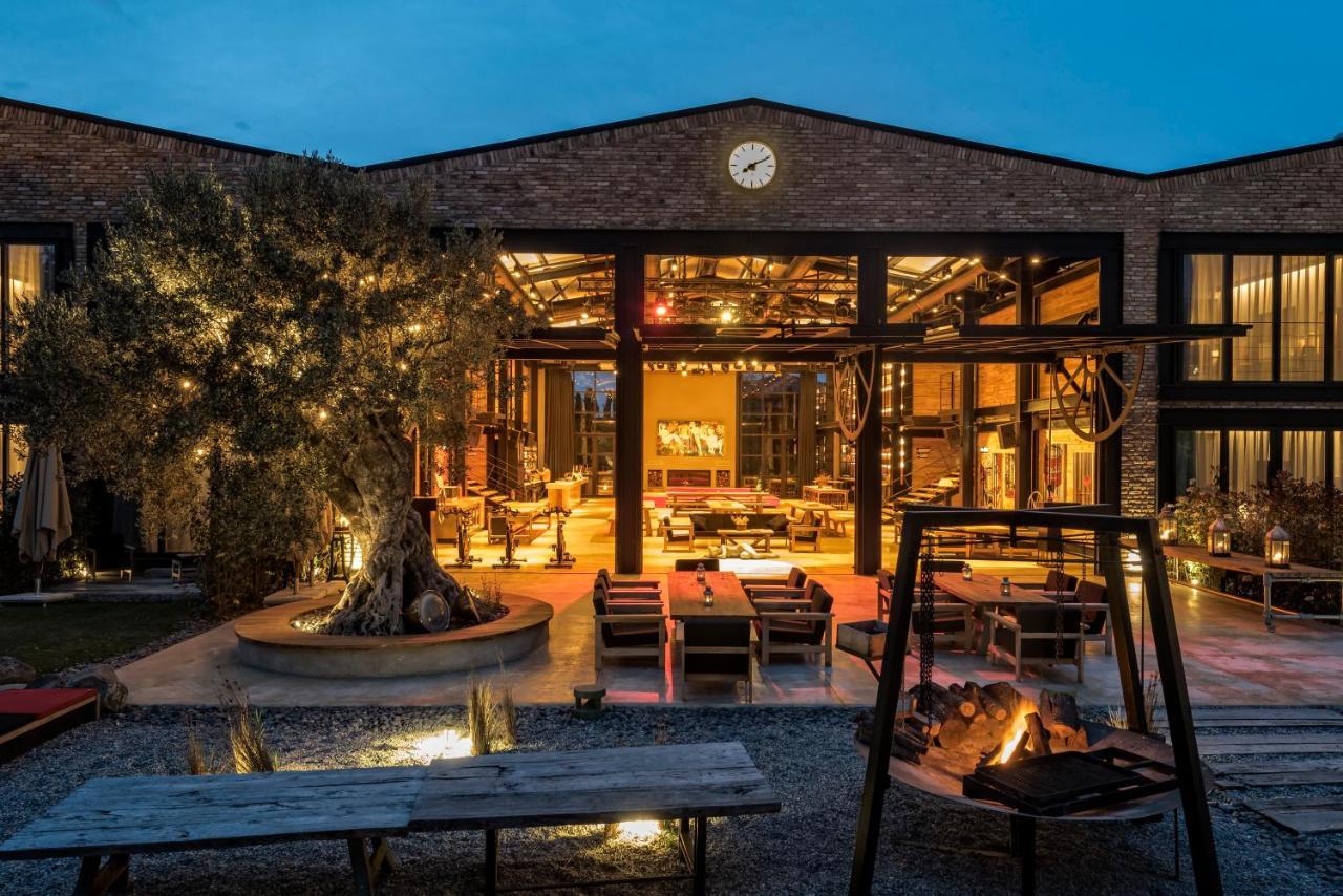 אלאקאטי Warehouse By The Stay (Adults Only) מראה חיצוני תמונה