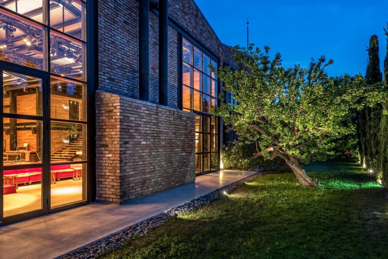 אלאקאטי Warehouse By The Stay (Adults Only) מראה חיצוני תמונה